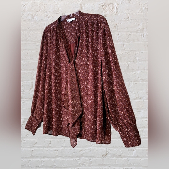 'DR 2' by Daniel Rainn burgundy blouse lined, flowers, tie neck, Sz. XXL - Picture 2 of 7